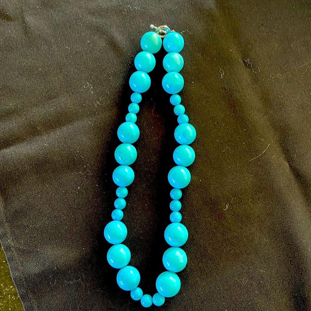 Necklace, aquamarine blue stones.